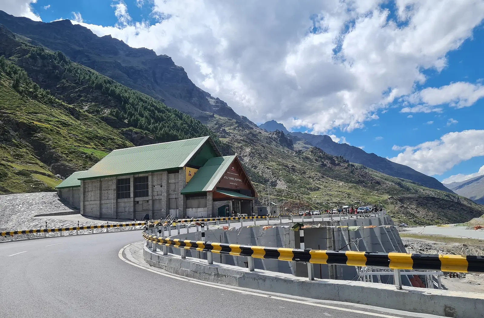 Approach road and portal building at the Atal Tunnel.